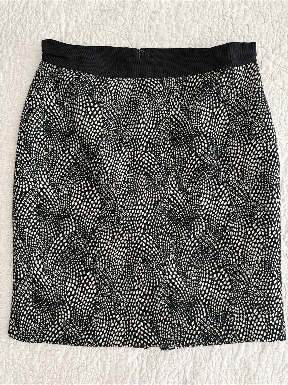 Ann Taylor Black and White Dotted-Pattern Pencil Skirt